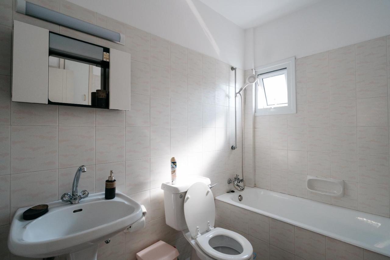 Seasunlove Apt. Appartement Larnaca Buitenkant foto